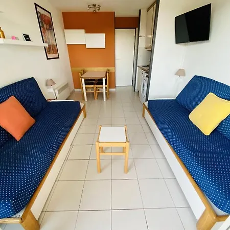 Cap Esterel - 2 Pieces - Belle Terrasse Plein Sud - Piscines Et Parking Inclus Appartement *