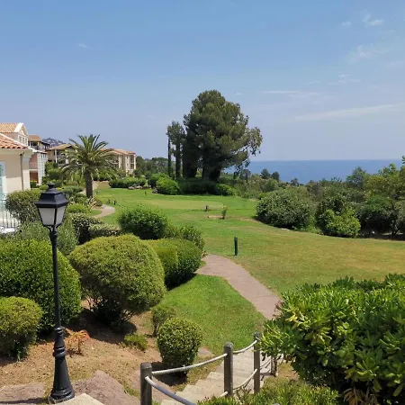 Cap Esterel - 2 Pieces - Belle Terrasse Plein Sud - Piscines Et Parking Inclus Appartement Saint-Raphaël